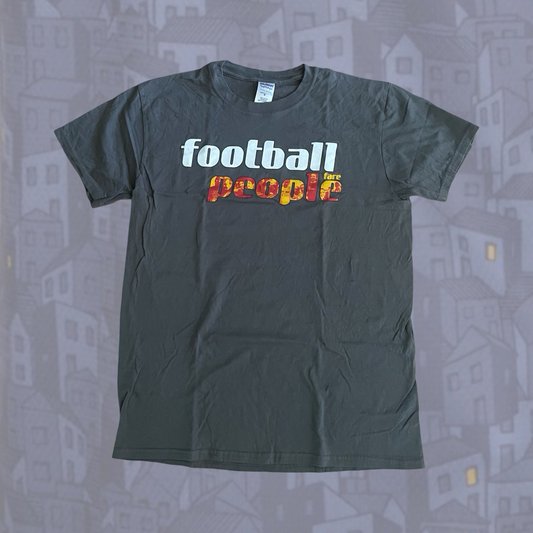 Football Retro Tshirt - M